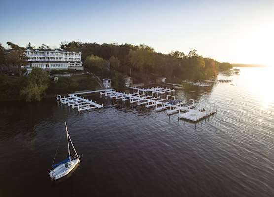 The Geneva Inn 1
