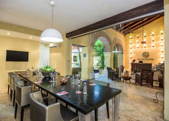 Royal La Merced 1