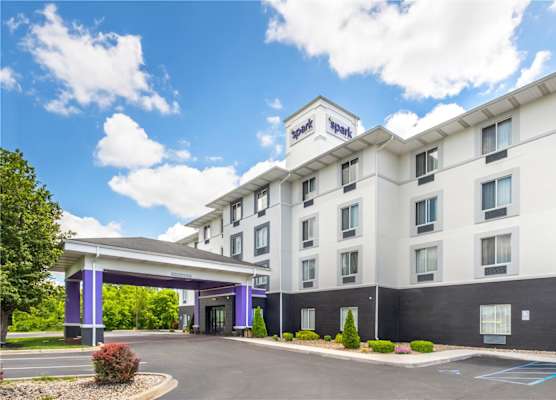 Spark by Hilton Shepherdsville Louisville South 1