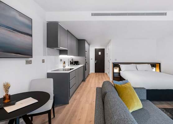 CitySuites 2 Aparthotel 1