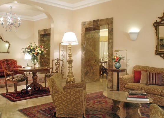 Hotel Lancelot 1