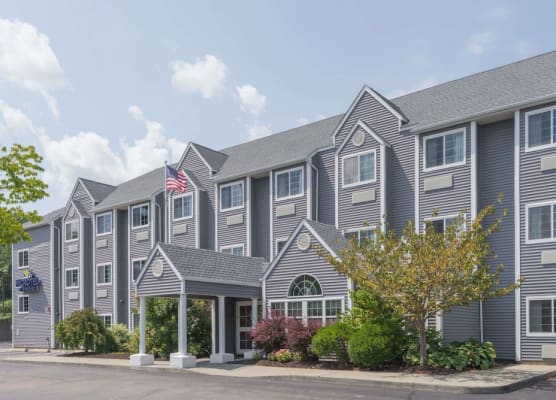 Microtel Inn & Suites by Wyndham Uncasville Casino Area 1