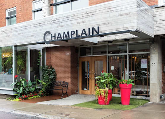 Hotel Champlain 1