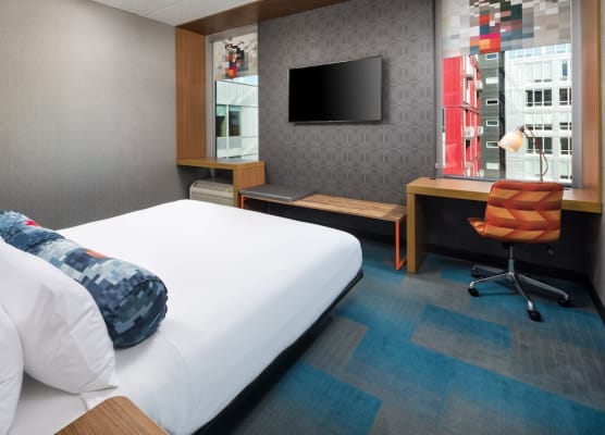 Aloft by Marriott Minneapolis 1