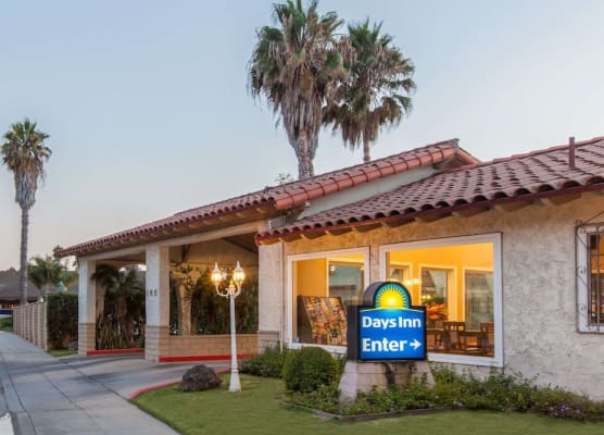 Days Inn by Wyndham Camarillo - Ventura 1