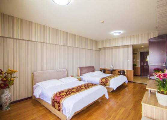 Golden Tree Business Hotel 1
