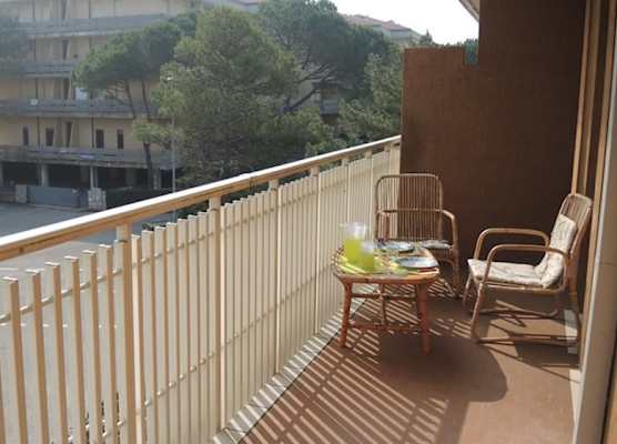 Family Apartment Steps From Pluto Beach 1