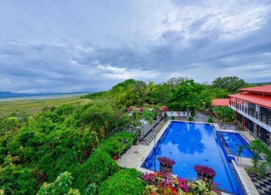 Centauria Wild Resort 1