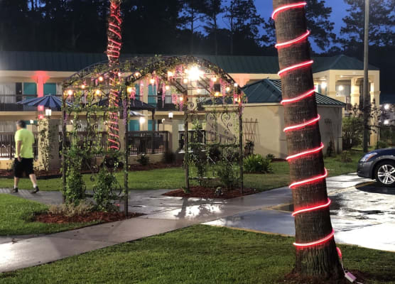 Econo Lodge 1