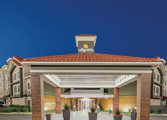 La Quinta by Wyndham Fort Worth North 1