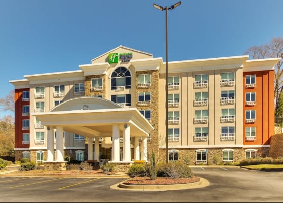 Holiday Inn Express & Suites COLUMBUS - FT BENNING MAINGATE by IHG 1