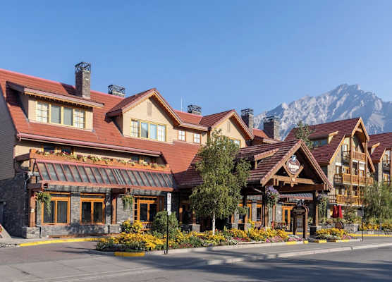 Banff Ptarmigan Inn 1