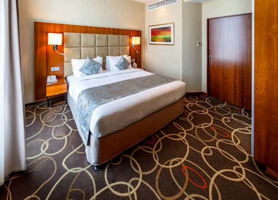 Montreal Barsha Hotel 1