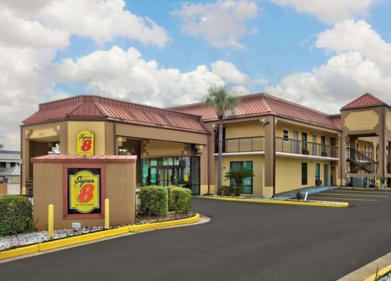 Super 8 by Wyndham Mobile/Tillmans Corner 1