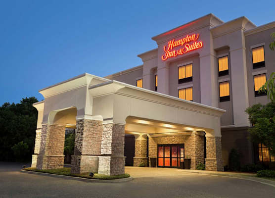 Hampton Inn & Suites Prattville 1