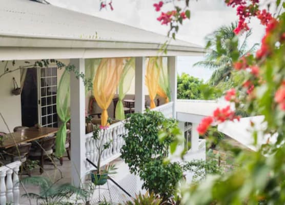 Bora Vaite Lodge 1
