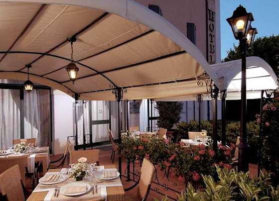 Hotel Bentivoglio Residenza D'Epoca 1