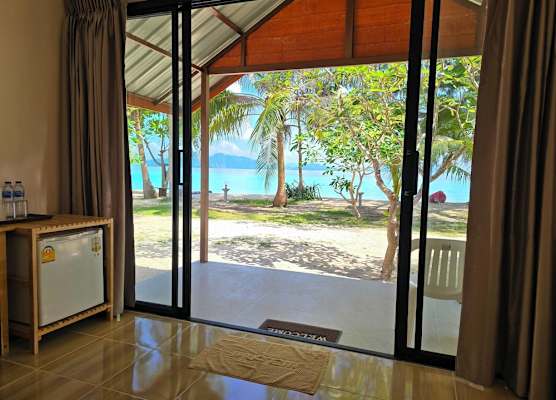 Kradan Beach Resort 1