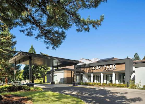 Courtyard by Marriott Portland Beaverton 1