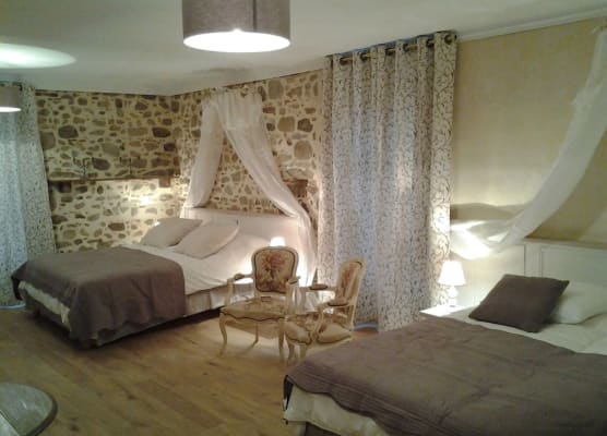Le Manoir aux Douves 1