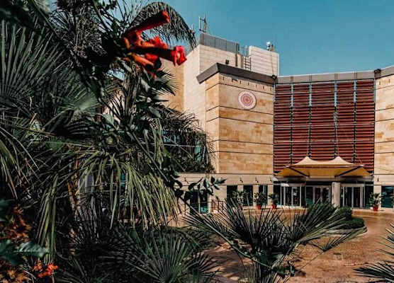 Coral Beach Hotel And Resort Beirut 1