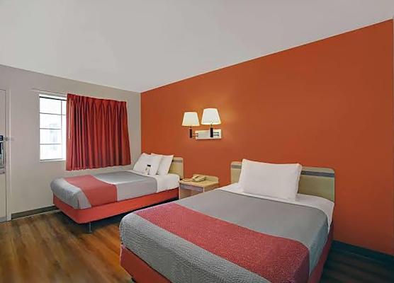 Super 8 by Wyndham Livermore 1
