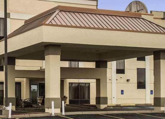 Quality Inn Akron South 1