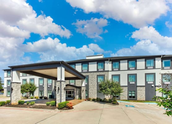 Wingate by Wyndham Longview North 1