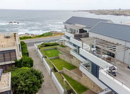 Le Paradis Penthouse 1