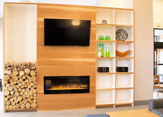 Country Inn & Suites by Radisson, Erie, PA 1