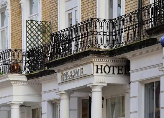 Dreamtel London Kensington 1
