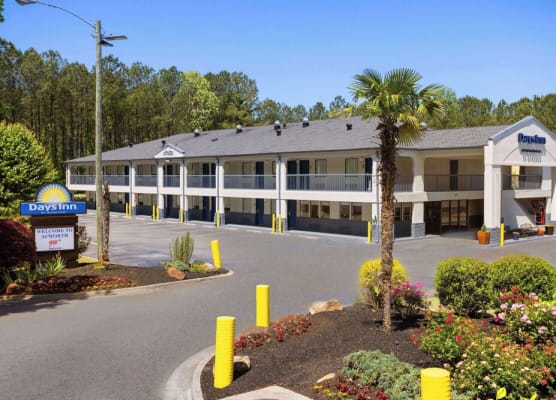 Days Inn by Wyndham Acworth 1
