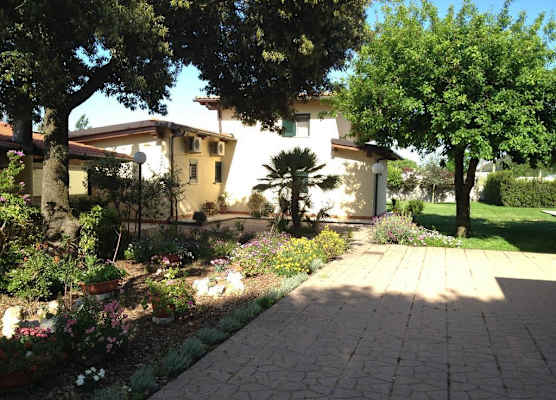 I Lecci Guesthouse 1