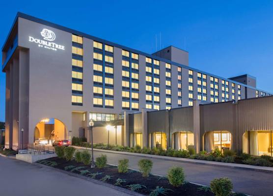 DoubleTree by Hilton Boston North Shore 1