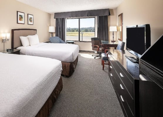 Concord Plaza Hotel 1