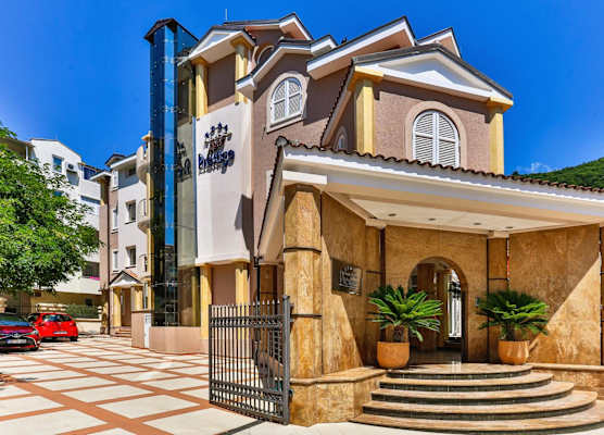 Hotel Max Prestige 1