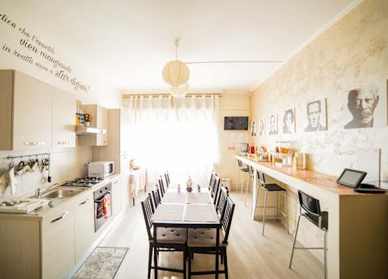 Movie Home Guesthouse 1