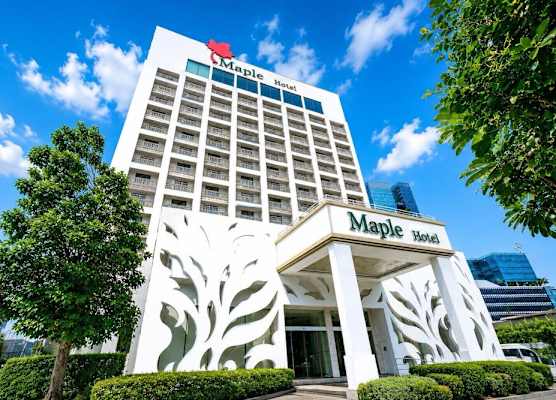 Maple Hotel 1