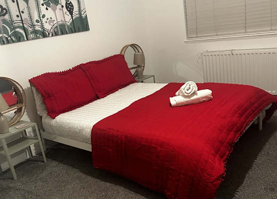 Thorn - Romance Deluxe Room 1