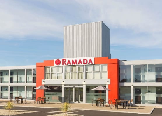 Ramada by Wyndham Milton Keynes 1