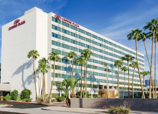 Crowne Plaza PHOENIX AIRPORT - PHX by IHG 1