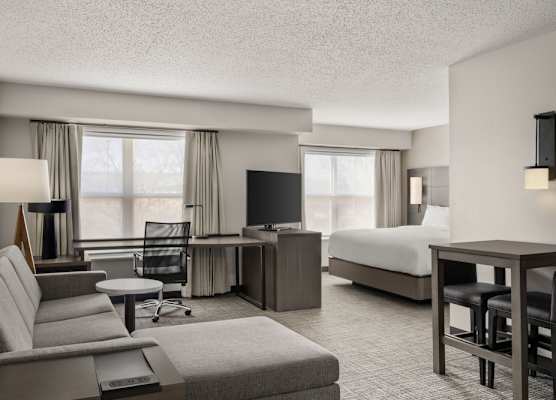 Residence Inn by Marriott Davenport 1