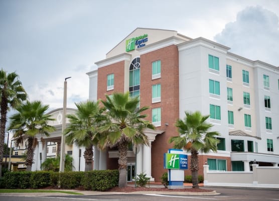 Holiday Inn Express & Suites CHAFFEE-JACKSONVILLE WEST by IHG 1
