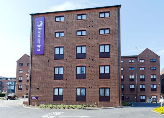 Premier Inn Birmingham Cc Bridge Street 1