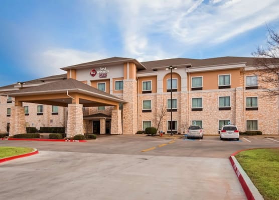 Best Western Plus Christopher Inn & Suites 1