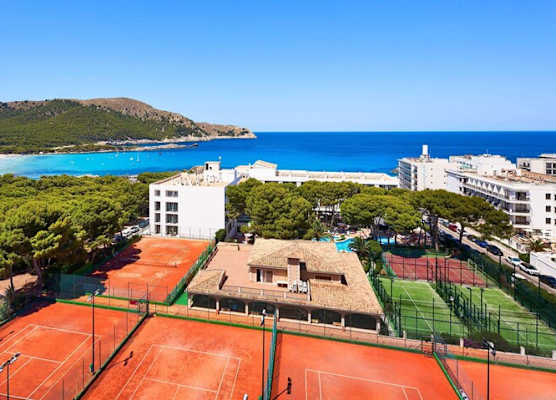 Hotel & Spa S'Entrador Playa 1