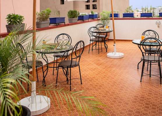 Riad Douirtna 1