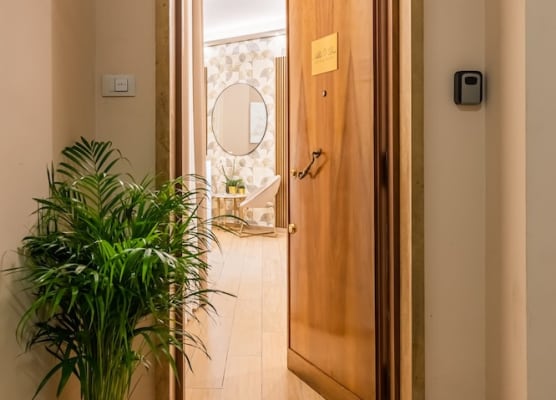 AlbaDea Suites&Jacuzzi 1