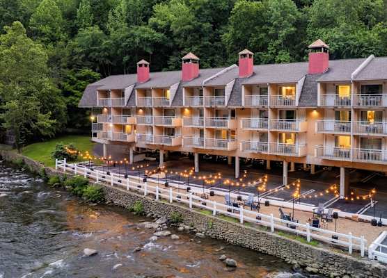 Gatlinburg River Inn 1