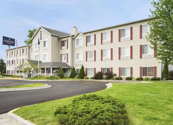 Country Inn & Suites by Radisson, Grand Rapids Airport, MI 1